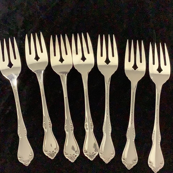 Oneida Rodgers Deluxe Stainless Mansfield Glossy set of 7 Salad Forks - Picture 2 of 4